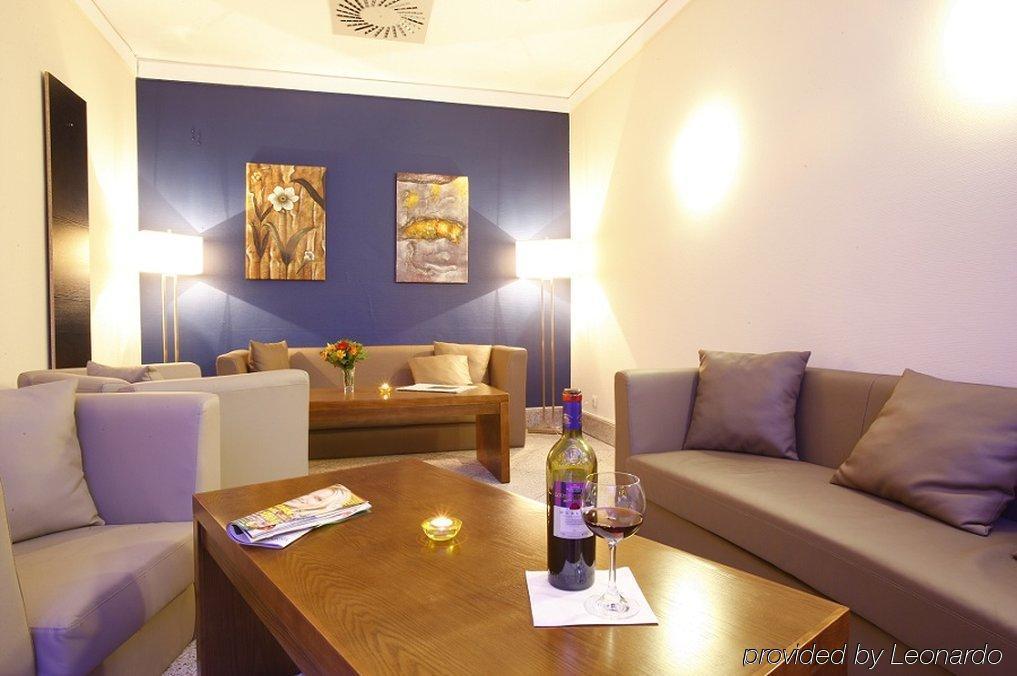 Hotel B99 Оффенбах Экстерьер фото